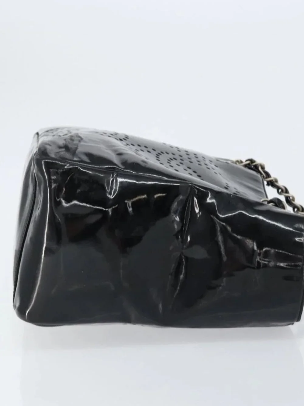 CHANEL brand	chanel color	black
